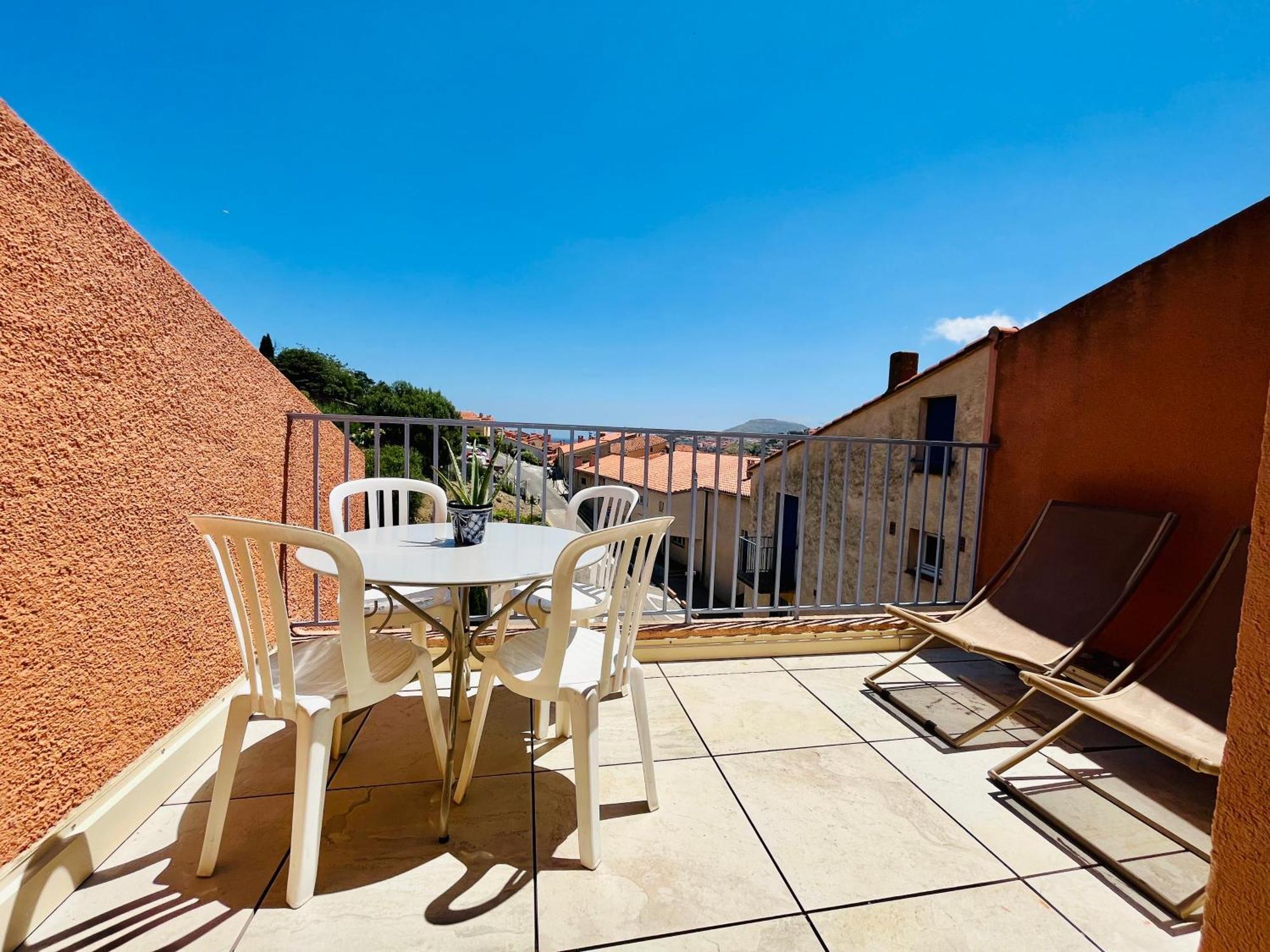 Collioure, Grande Terrasse Et Parking * Collioure